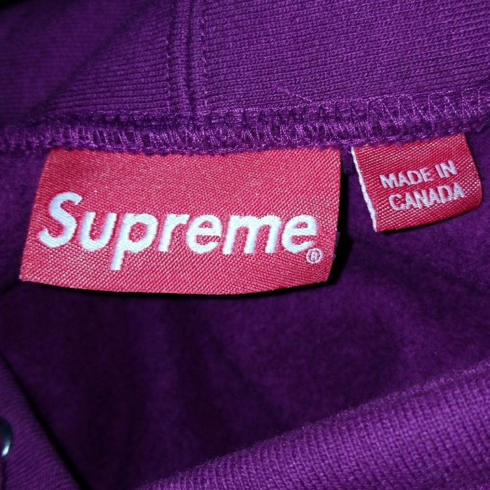 Just Reduced SUPREME HOODIE - Picture 5 of 6